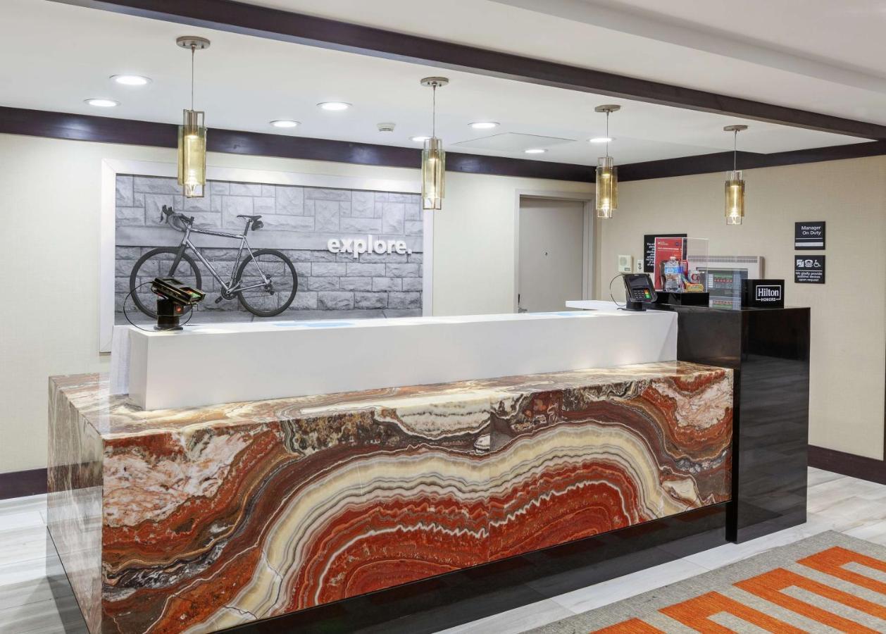 Hampton Inn & Suites Houston-Bush Intercontinental Airport Buitenkant foto